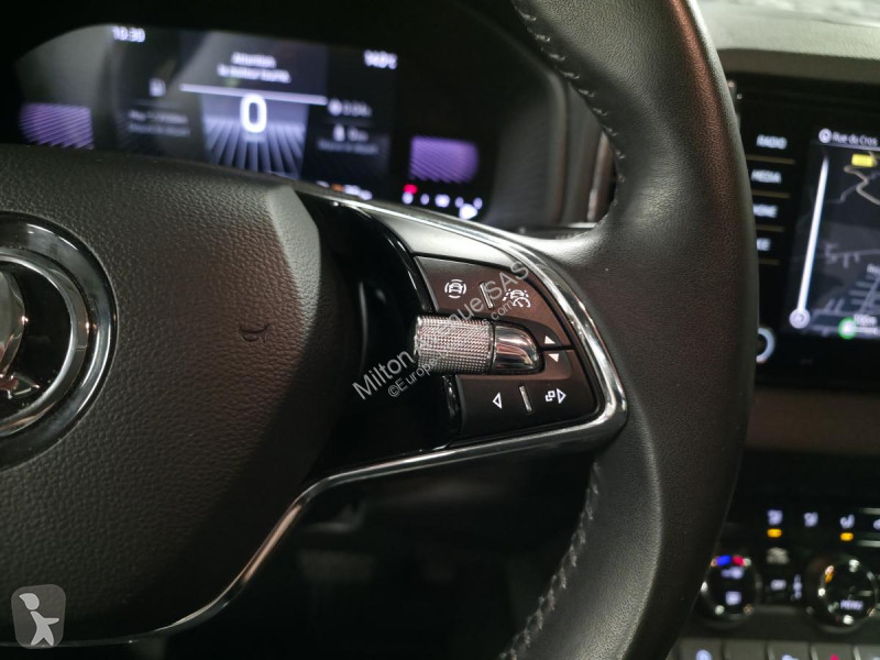 Samochód dostawczy Skoda KAROQ 2.0 TDI SCR -...