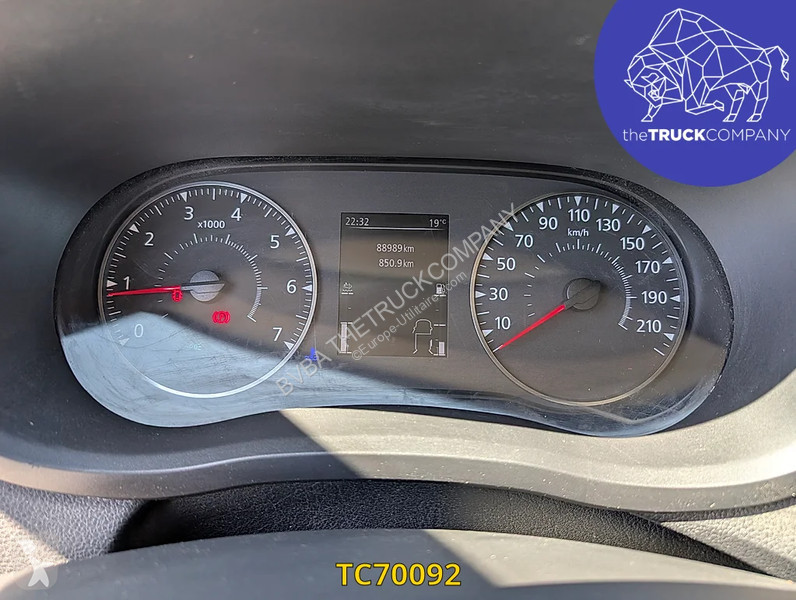 Samochód dostawczy Renault 145.35 nacelle klubb