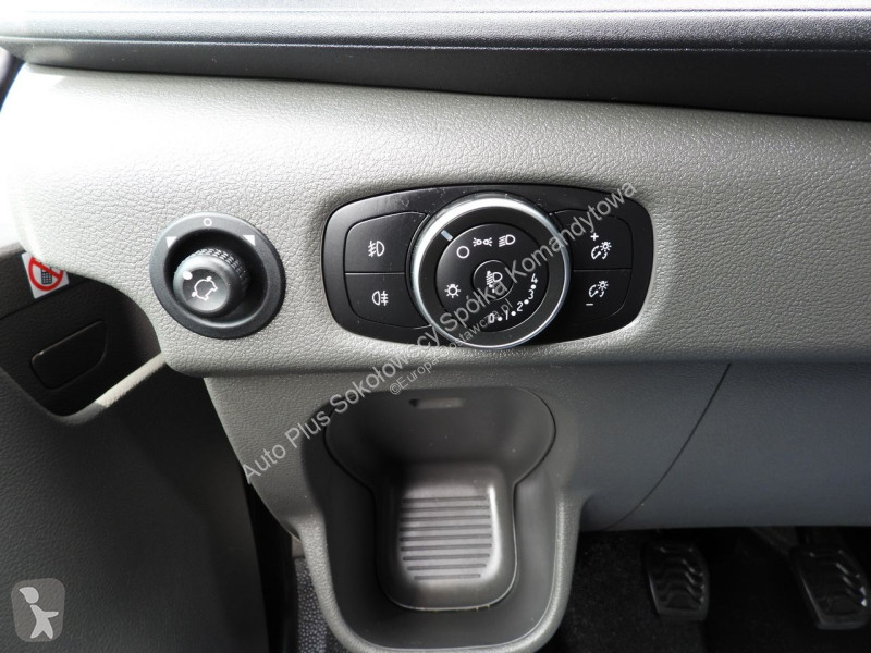 Samochód dostawczy Ford  TRANSIT