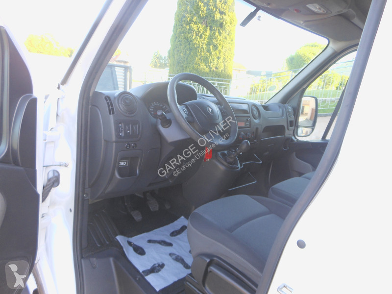 Véhicule utilitaire Renault Châssis Cabine...
