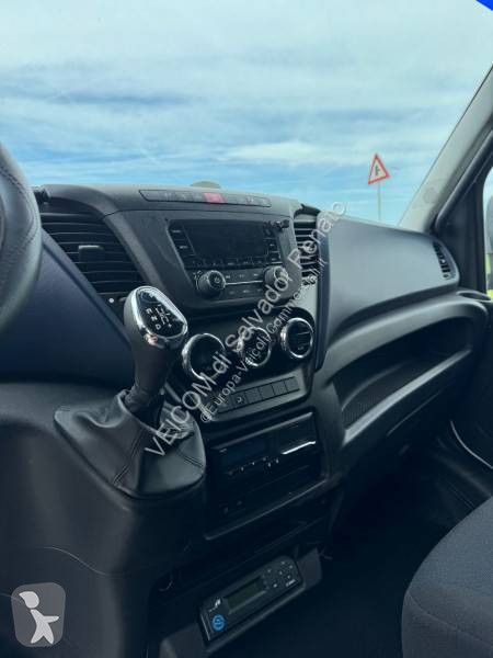 Furgoneta Iveco