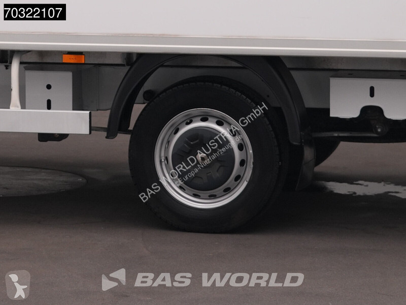 Samochód dostawczy Renault D'Hollandia...