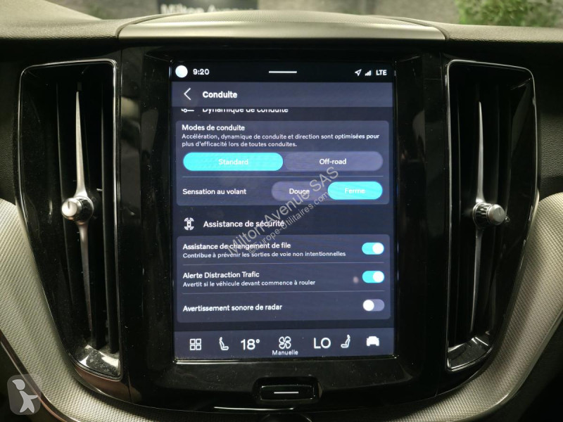 Samochód dostawczy Volvo XC60 B4 Micro-Hybride...