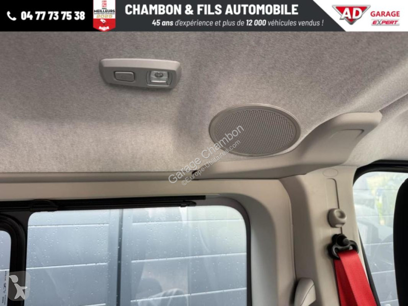 Véhicule utilitaire Renault CABINE APPROFONDIE...