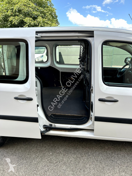 Véhicule utilitaire Renault Maxi Grand Volume...