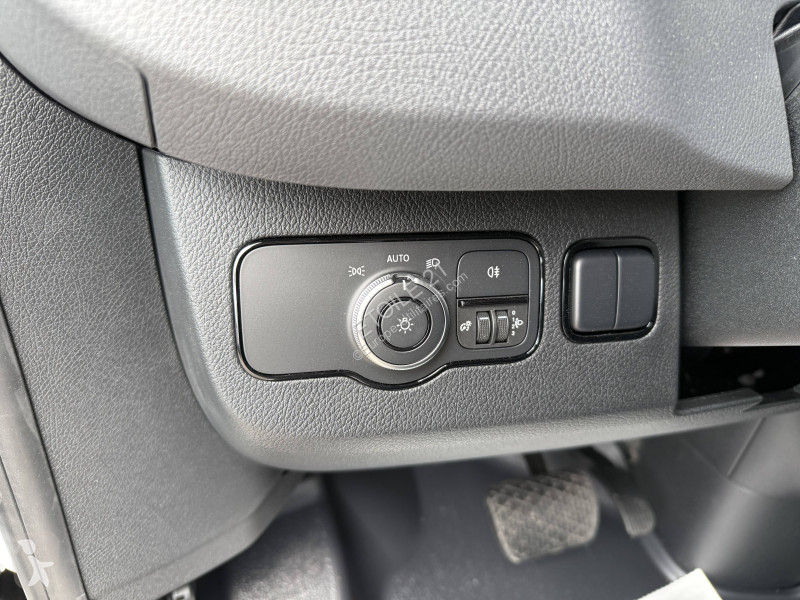 Furgoneta Mercedes SPRINTER CHASSIS CAB 517 CDI...