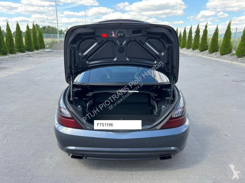 Samochód dostawczy Mercedes SLK 200