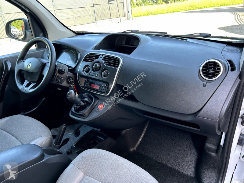 Véhicule utilitaire Renault Maxi Grand Volume...