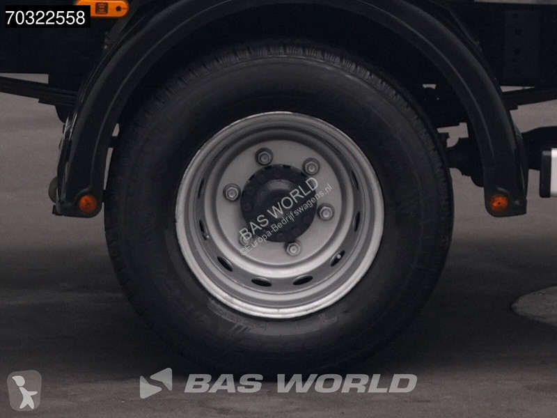 Véhicule utilitaire Iveco 70C18 3.0L Lamberet...