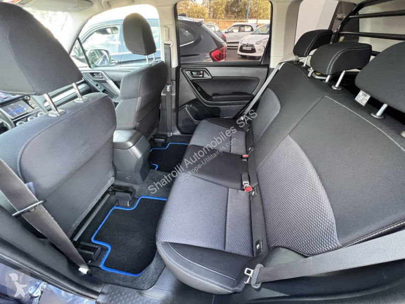 Samochód dostawczy Subaru III 2.0D 147ch 4X4...