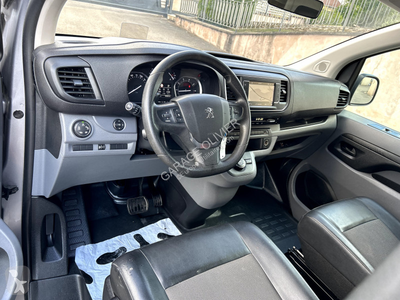 عربة نفعية Peugeot 2.0 Bluehdi 120 Premium Pack...