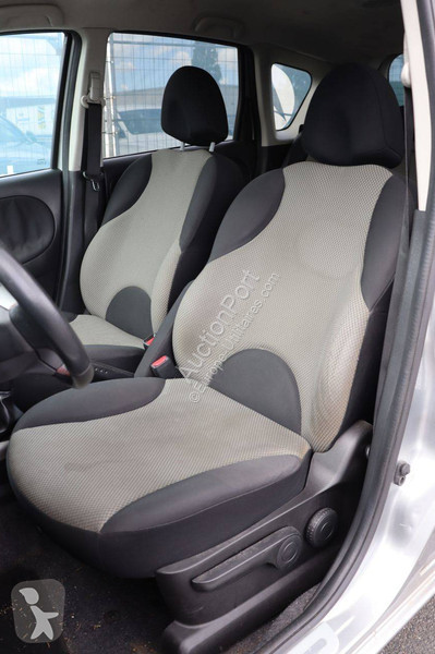 Nyttofordon Nissan