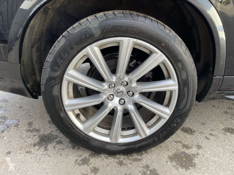 Samochód dostawczy Volvo