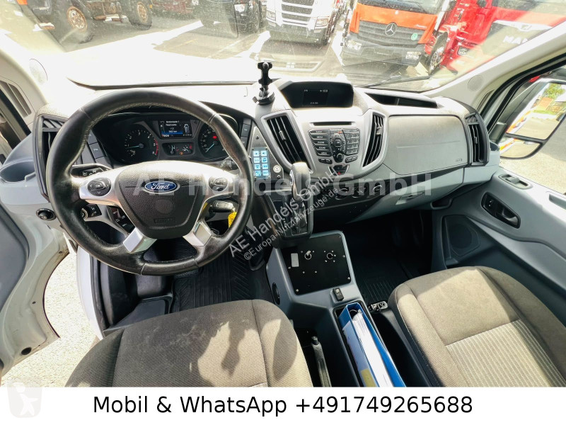 Užitkové vozidlo Ford 33 RTW...
