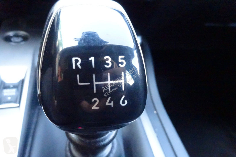 عربة نفعية Peugeot BREAK 1,5 HDI 131
