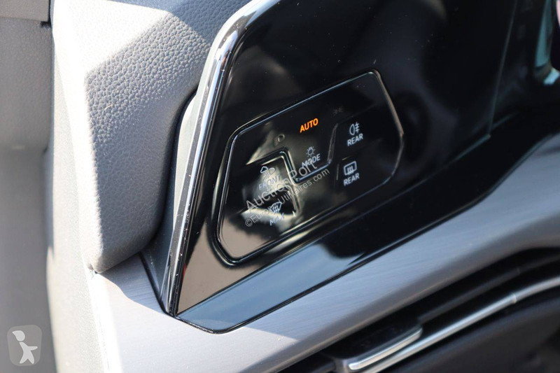 عربة نفعية Volkswagen VIII