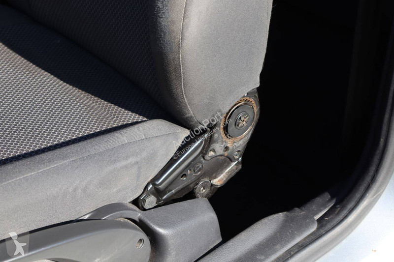 عربة نفعية Volkswagen Fox