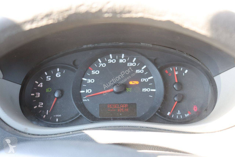 عربة نفعية Renault