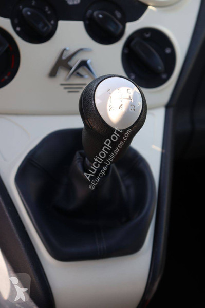 Véhicule utilitaire Ford Ka