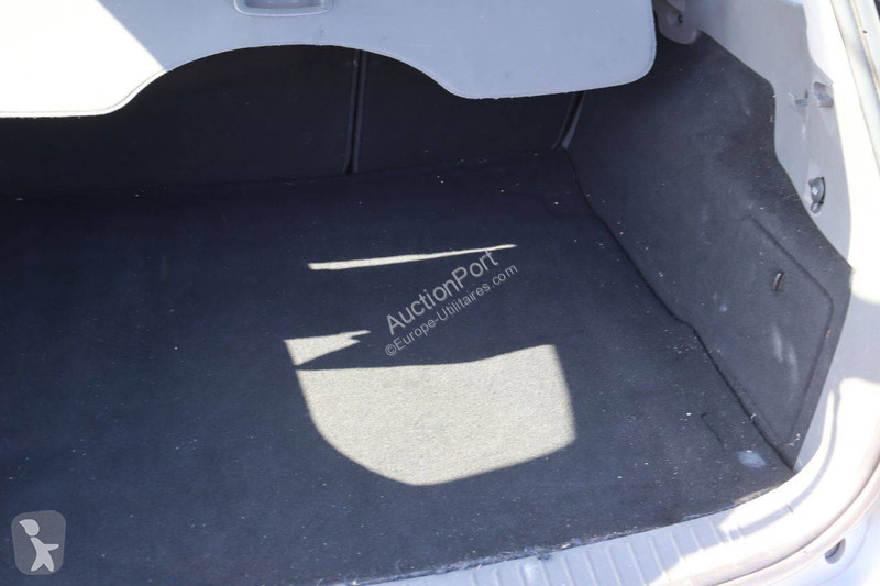 Véhicule utilitaire Ford