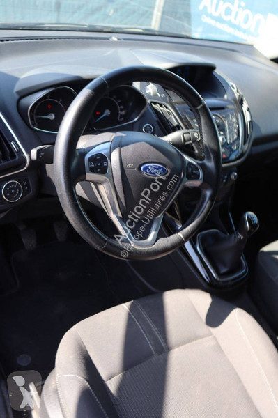 Véhicule utilitaire Ford  B-MAX