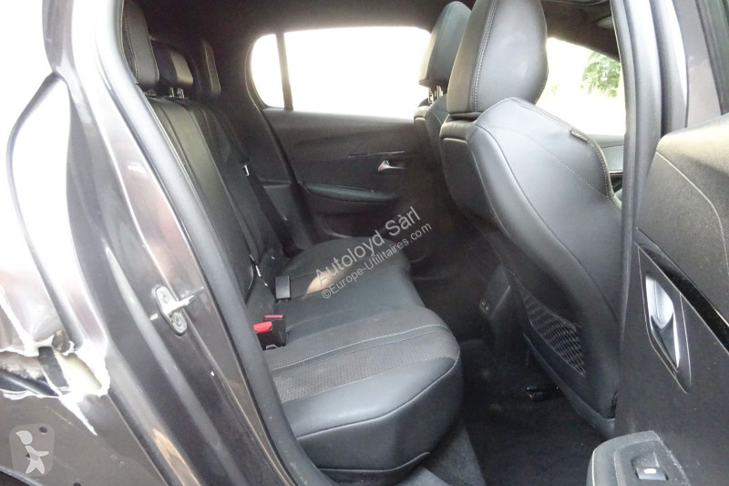 Véhicule utilitaire Peugeot 1,2 PURETECH 130 BVA