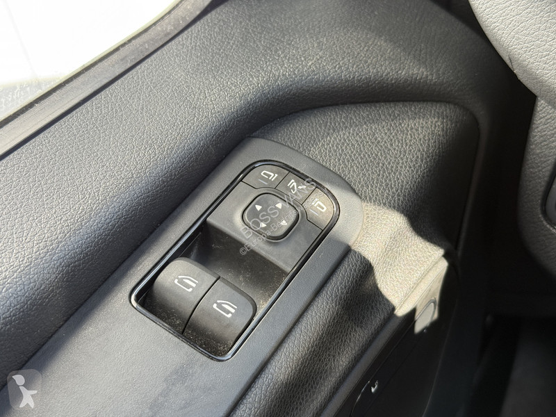 Véhicule utilitaire Mercedes 315 1.9 CDI L2H2...