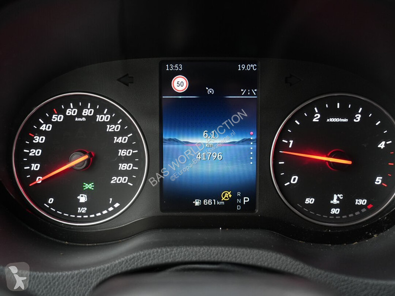 Véhicule utilitaire Mercedes 317 CDI