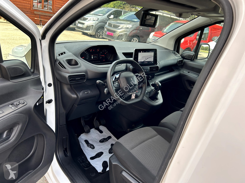 Furgoneta Peugeot Standard 650KG 1.5 Bluehdi...
