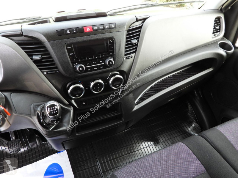 Лекотоварен автомобил Iveco 35C16 DAILY