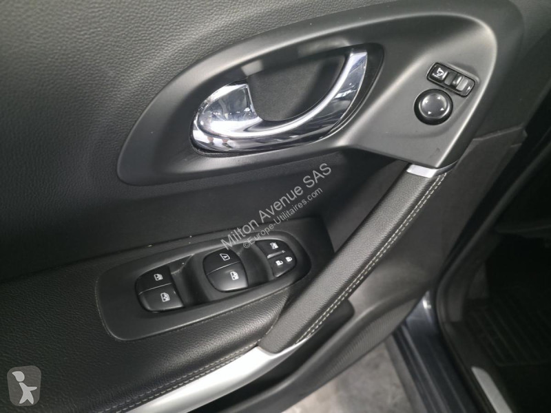 Лекотоварен автомобил Renault