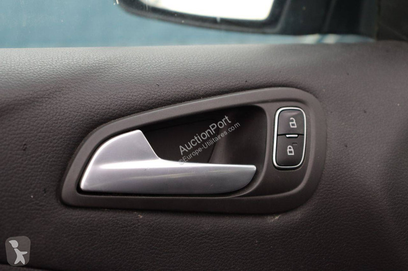 Furgoneta Ford Grand