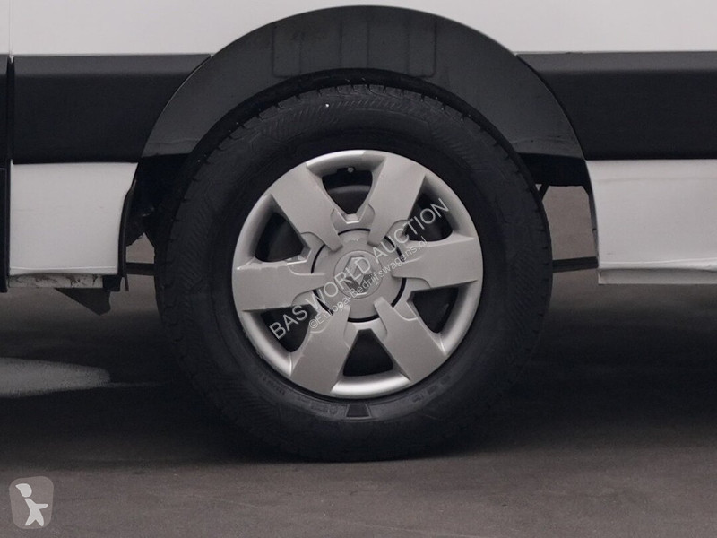 Furgoneta Renault 135PK