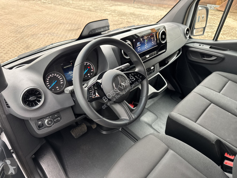 Лекотоварен автомобил Mercedes 314 Pro 81kWh...