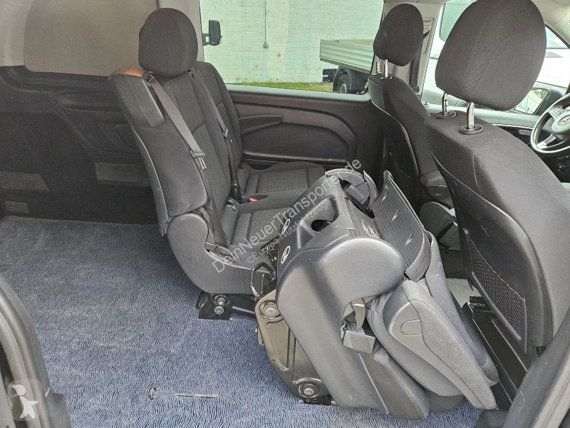 Лекотоварен автомобил Mercedes 119 CDI MIXTO...