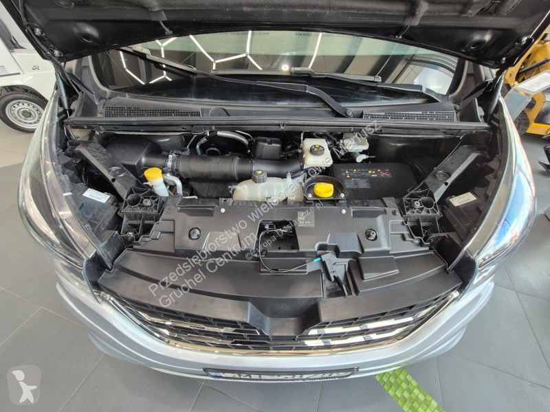 Furgoneta Renault Trafic 2.0 DCi 120 / L2H1 /...
