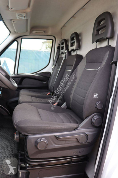 Iveco  35C14 van