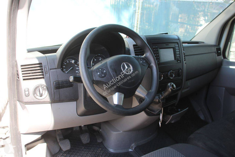 Mercedes 316 CDI van