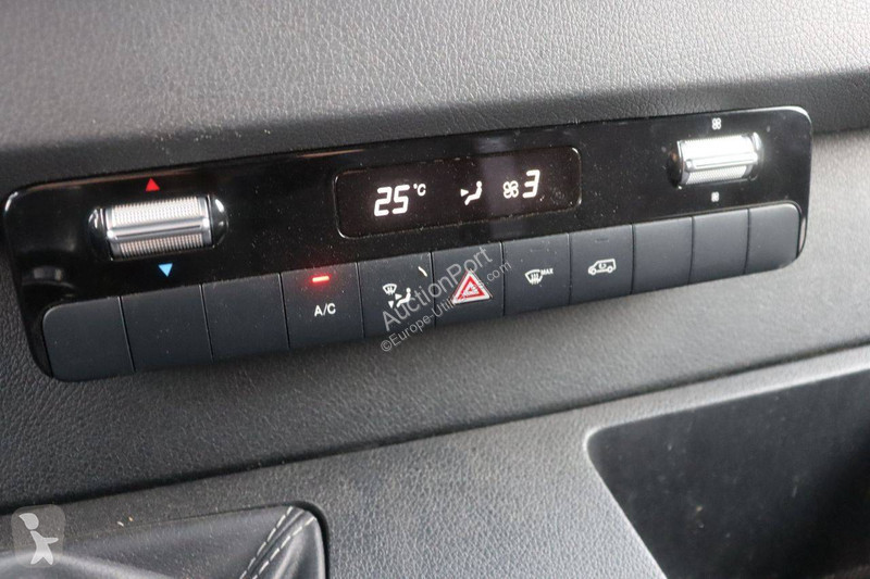 Mercedes 316 CDI van