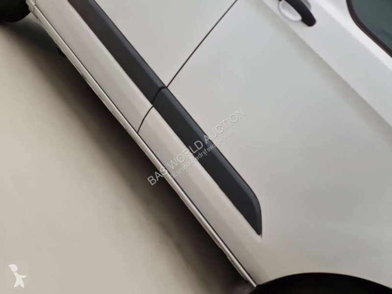 Užitkové vozidlo Ford 280 2.0 TDCI L1H1 Trend...
