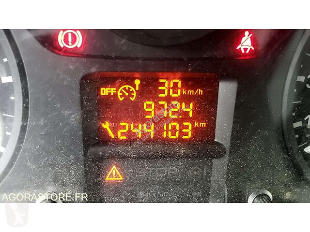 Коммерческий автомобиль