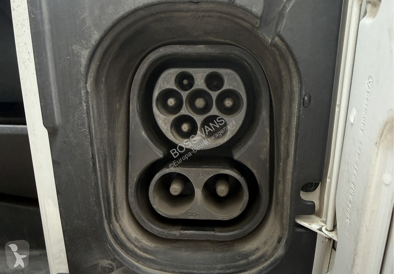 Furgoneta Volkswagen 37,3kWh 113PK L2 138 WLTP...