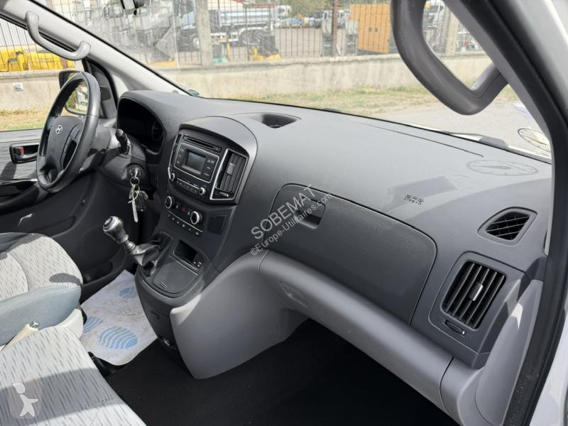 Veículo utilitário Hyundai H-1