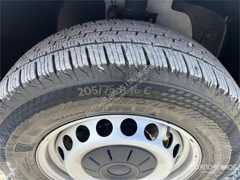 Veículo utilitário Volkswagen Cargo Van