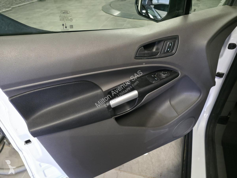 Véhicule utilitaire Ford