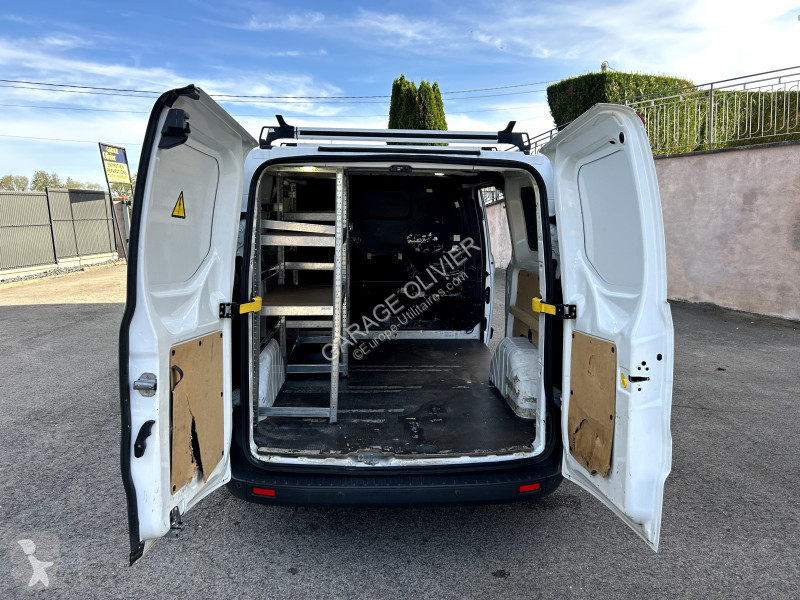 Véhicule utilitaire Ford 290 L1H1 2.0 TDCI 130...