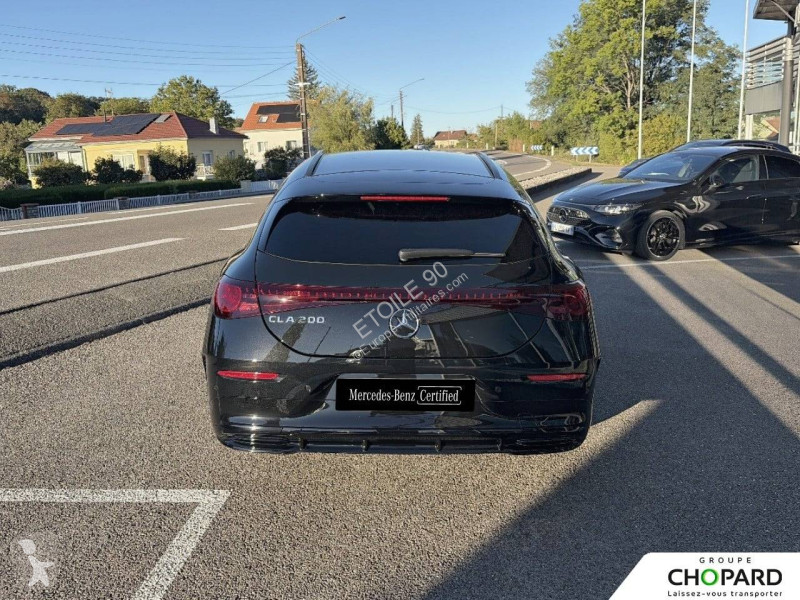 Véhicule utilitaire Mercedes CLA Shooting Brake...