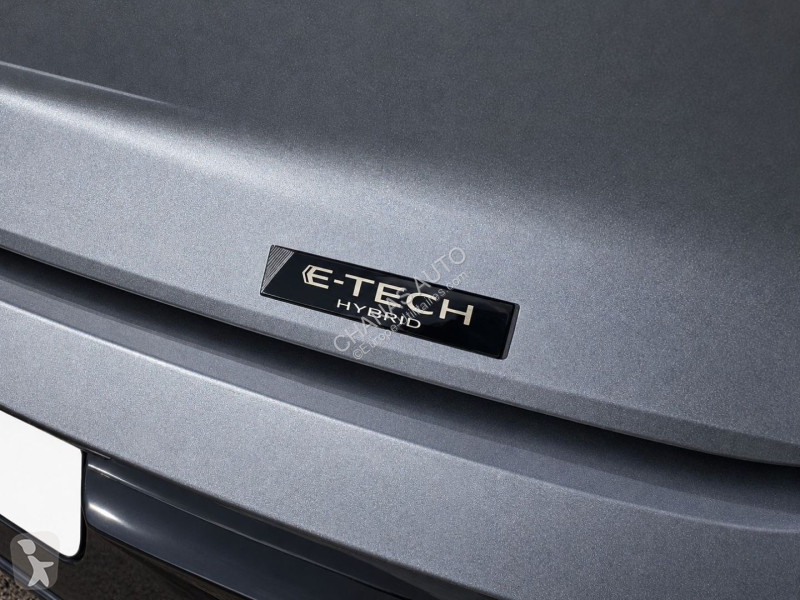 Furgoneta Renault 1.2 E-Tech full hybrid 200...