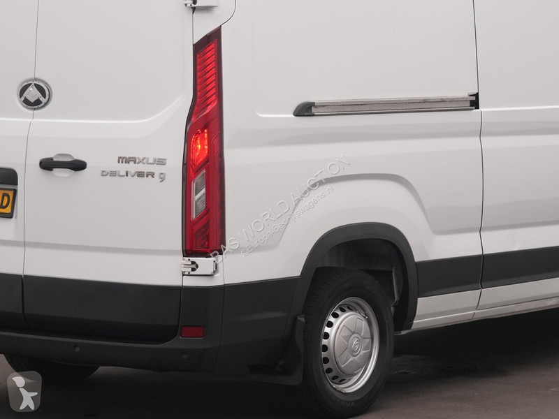 Véhicule utilitaire Maxus 9 9