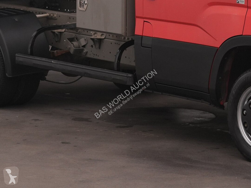 Veicolo commerciale Iveco 35C12